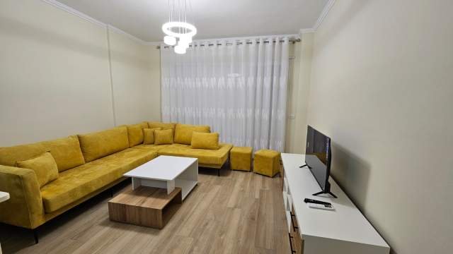 Tirane, jepet me qera apartament 2+1+BLK Kati 6, 120 m² 650 Euro (Don Bosko)