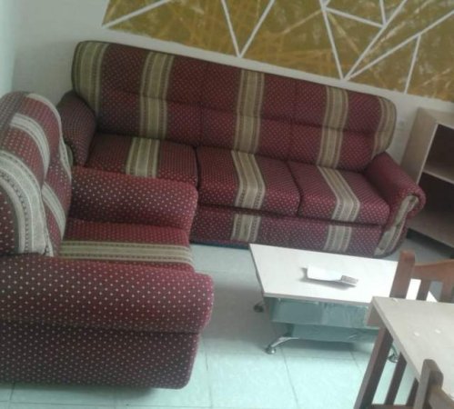 Tirane, jepet me qera Vile 1+1 Kati 2, 60 m² 25.000 Leke (Fundi Rruges Burgut, Perball Skrapit)