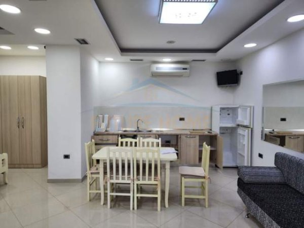 Tirane, jepet me qera apartament 1+1 Kati 1, 48 m² 300 Euro (Xhanfize Keko)