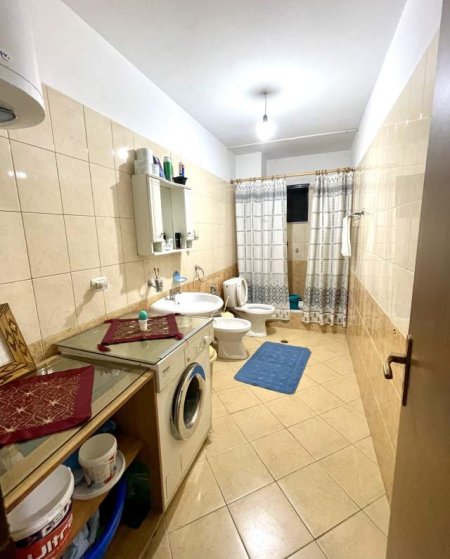 Tirane, shitet apartament 2+1+BLK Kati 1, 94 m² 1.100 Euro (Pran Casa Italia, Terminali)