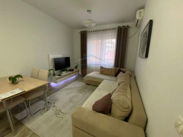 Tirane, jepet me qera apartament 2+1 Kati 4, 68 m² 600 Euro (Stadiumi Dinamo)