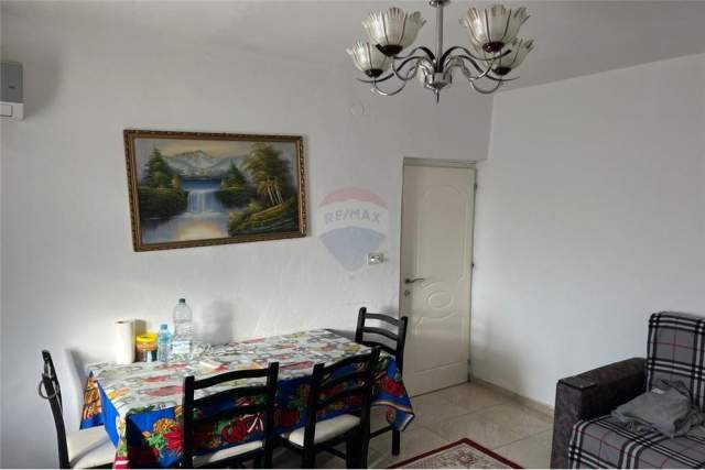 Tirane, jepet me qera apartament 1+1 Kati 5, 60 m² 400 Euro (Shkolla e Baletit)