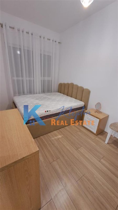 Tirane, jepet me qera apartament 2+1+BLK Kati 5, 80 m² 500 Euro (Ali Dem)