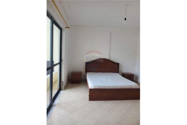 Tirane, jepet me qera apartament 3+1 Kati 3, 115 m² 400 Euro (Kodra e Diellit)