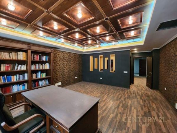 Tirane, shitet ambjent biznesi Kati 2, 170 m² 500.000 Euro (zogu i zi)