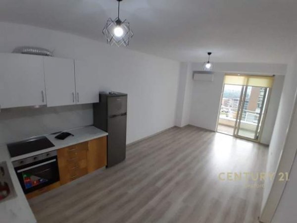 Tirane, jepet me qera apartament 2+1+BLK Kati 10, 83 m² 400 Euro