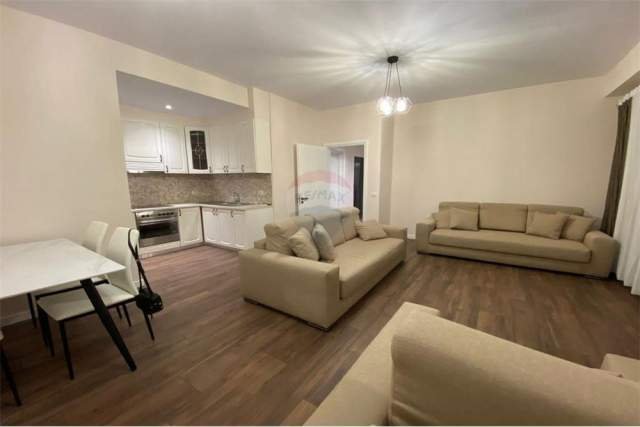 Tirane, shitet apartament 2+1+BLK Kati 3, 114 m² 140.000 Euro