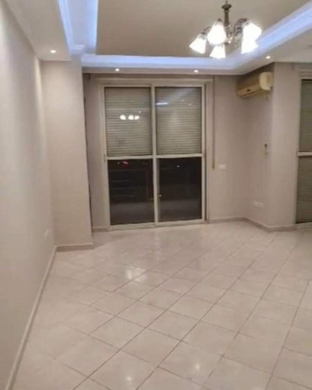 Tirane, jepet me qera apartament 3+1+BLK Kati 4, 120 m² 600 Euro (Rruga Xhon Kenedi te kodra e diellit)