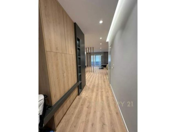 Tirane, shitet apartament 2+1 Kati 3, 120 m² 200.000 Euro