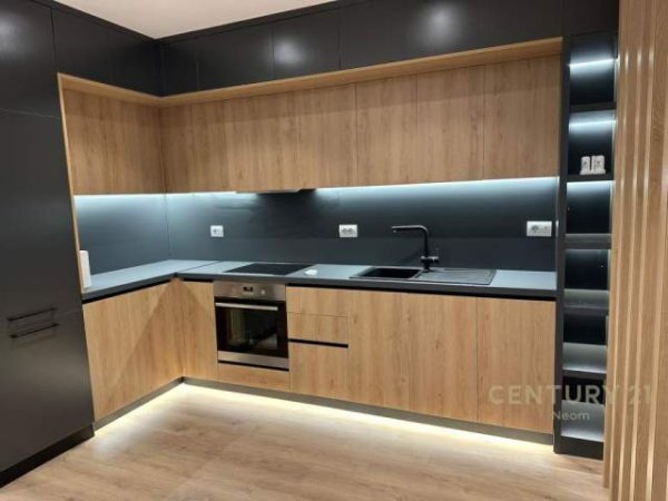 Tirane, shitet apartament 2+1 Kati 3, 120 m² 200.000 Euro
