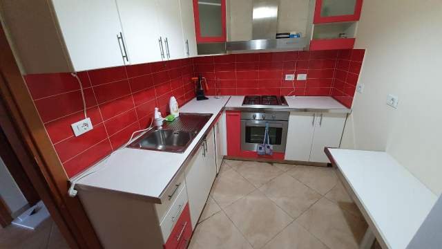 Tirane, jepet me qera apartament 2+1+BLK Kati 3, 110 m² 450 Euro (Myslym Shyri)