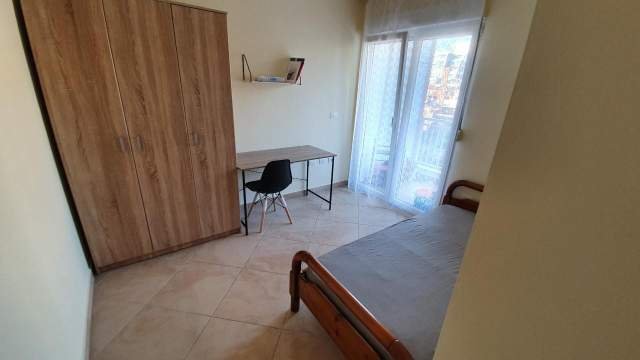 Tirane, jepet me qera apartament 2+1+BLK Kati 3, 110 m² 450 Euro (Myslym Shyri)