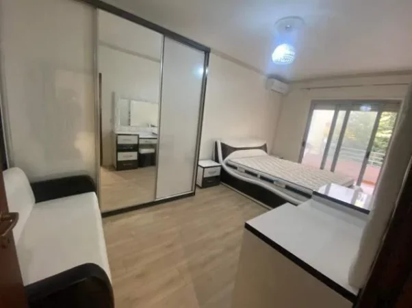 Tirane, jepet me qera apartament 2+1+BLK Kati 2, 110 m² 600 Euro (Hamdi Sina)