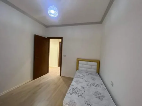 Tirane, jepet me qera apartament 2+1+BLK Kati 2, 110 m² 600 Euro (Hamdi Sina)