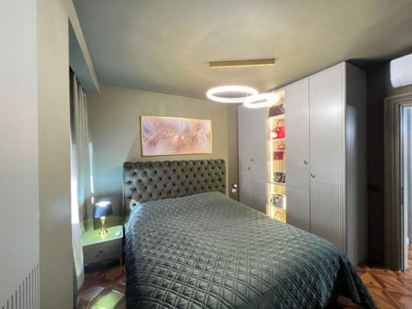 Tirane, jepet me qera apartament 3+1+BLK Kati 5, 130 m² 1.200 Euro (Zogu i Zi)