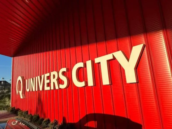 Tirane, shitet apartament 1+1+A+BLK Kati 6, 61 m² 54.000 Euro (Univers City)