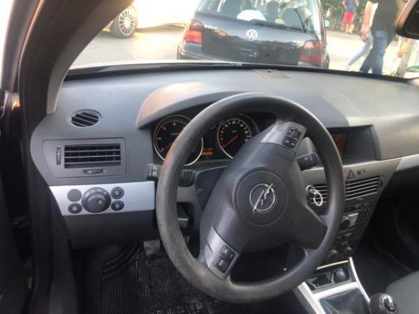 Tirane, shes makine karavan Opel Opel Astra 1.7 Nafte Viti 2007, Euro