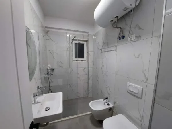 Tirane, shes apartament 2+1+A+BLK Kati 3, 92 m² 140.000 Euro (amerikan 2)
