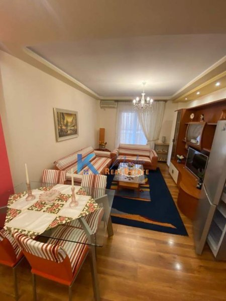 Tirane, jepet me qera apartament 2+1+BLK Kati 2, 104 m² 800 Euro (Rruga e Elbasanit)