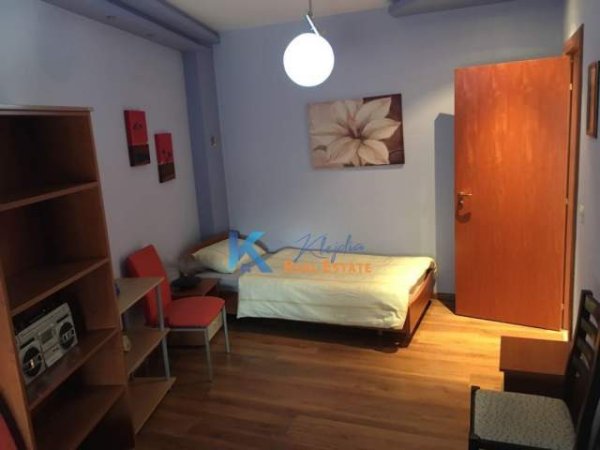 Tirane, jepet me qera apartament 2+1+BLK Kati 2, 104 m² 800 Euro (Rruga e Elbasanit)