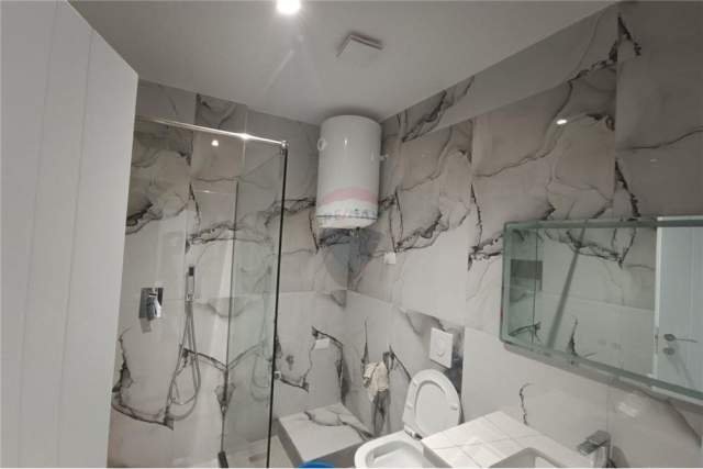 Tirane, jepet me qera apartament 2+1+BLK Kati 3, 600 Euro (Rr.Don Bosko)