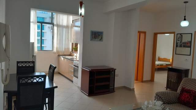 Tirane, Apartament #meQira 2+1 ( Komuna Parisit )