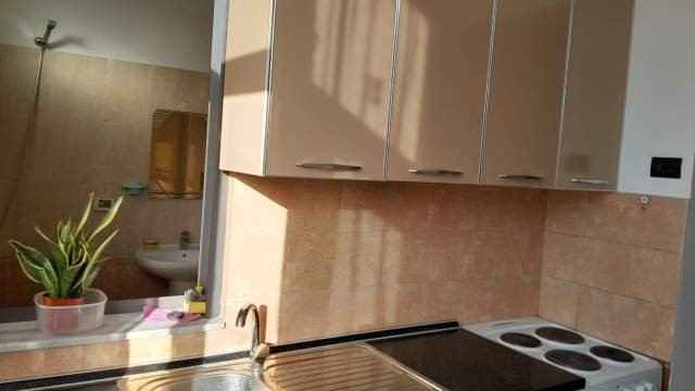 Tirane, Apartament #meQira 2+1 ( Komuna Parisit )