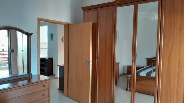 Tirane, Apartament #meQira 2+1 ( Komuna Parisit )