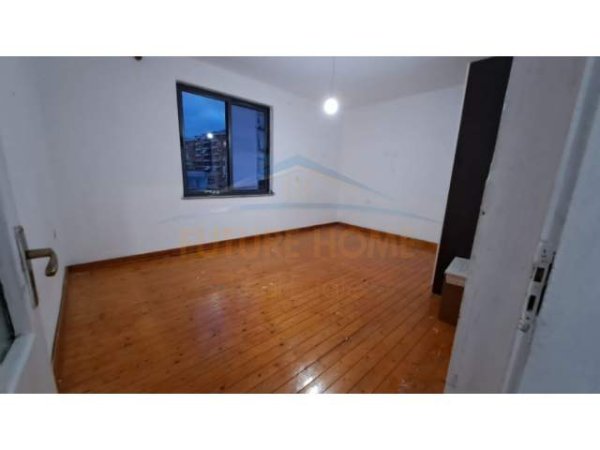 Tirane, shitet apartament 2+1+BLK Kati 5, 78 m² 124.000 Euro (Rruga e Kavajes)