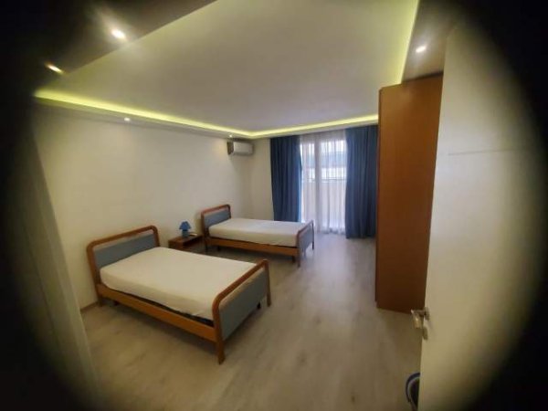 Tirane, ofert apartament Kati 1, 100 m² 550 Euro (Karl Gega)