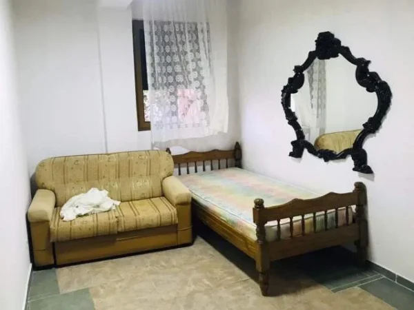 Tirane, jepet me qera apartament 2+1+BLK Kati 2, 70 m² 25.000 Leke (rruga idriz dollaku)