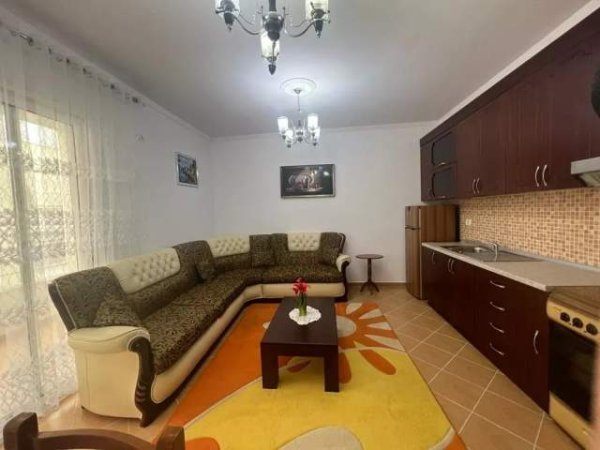 Tirane, shitet apartament 2+1+BLK Kati 4, 84 m² 90.000 Euro (ne Fresk te Minibashkia)