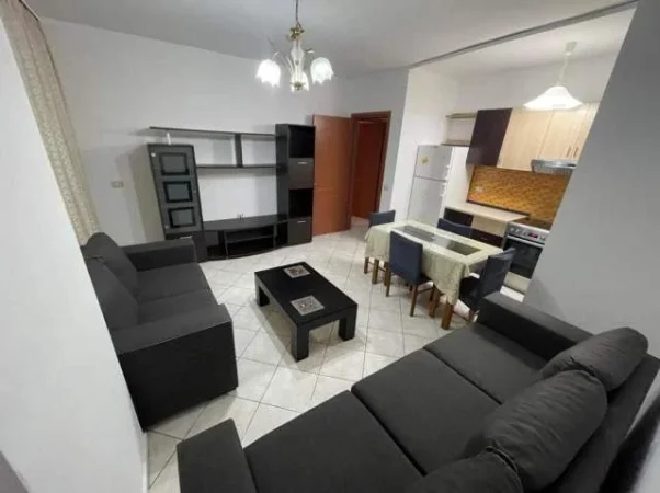 Tirane, jepet me qera apartament 1+1+BLK Kati 3, 75 m² 40.000 Leke (Laprake)