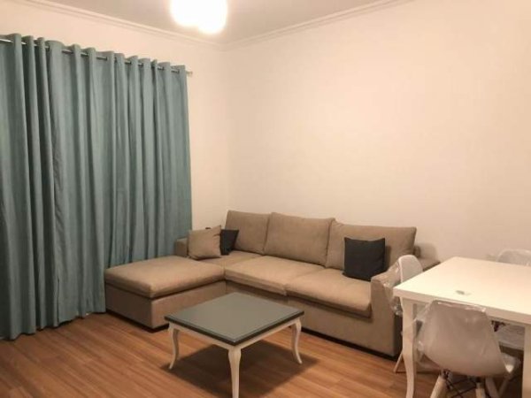 Tirane, jepet me qera apartament 1+1+A+BLK Kati 7, 75 m² 500 Euro (Rruga e Kavajës)