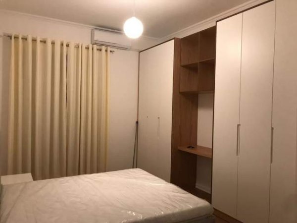 Tirane, jepet me qera apartament 1+1+A+BLK Kati 7, 75 m² 500 Euro (Rruga e Kavajës)