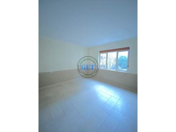 Durres, shitet apartament 2+1+BLK Kati 1, 101 m² 125.000 Euro (Ish Parku Sportiv)