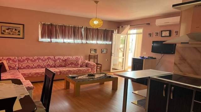 Pogradec, shes apartament 2+1+BLK Kati 7, 6.621 m² 65.000 Euro (Shetitorja Liqenit)