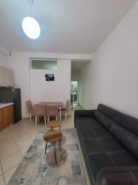 Tirane, jepet me qera apartament 1+1 Kati 0, 40 m² 250 Euro (Fadil Deliu)