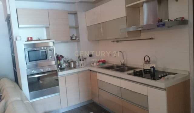 Tirane, shitet apartament 2+1+BLK Kati 8, 109 m² 122.000 Euro (Rruga Xhanfize Keko Tirana, Albania)