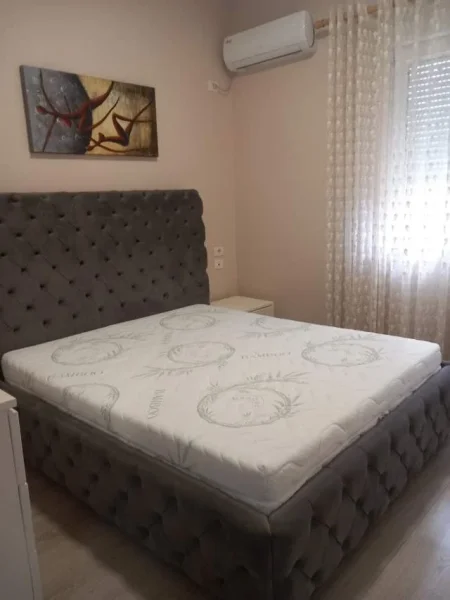 Tirane, jepet me qera apartament 2+1+BLK Kati 3, 92 m² 55.000 Leke (RrUGA BULEVARDI GJERGJ FISHTA)