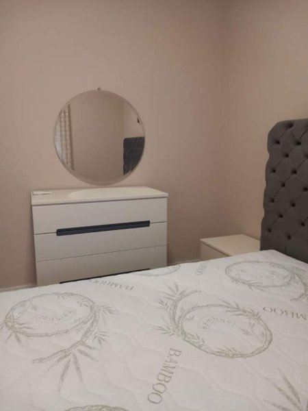 Tirane, jepet me qera apartament 2+1+BLK Kati 3, 92 m² 55.000 Leke (RrUGA BULEVARDI GJERGJ FISHTA)