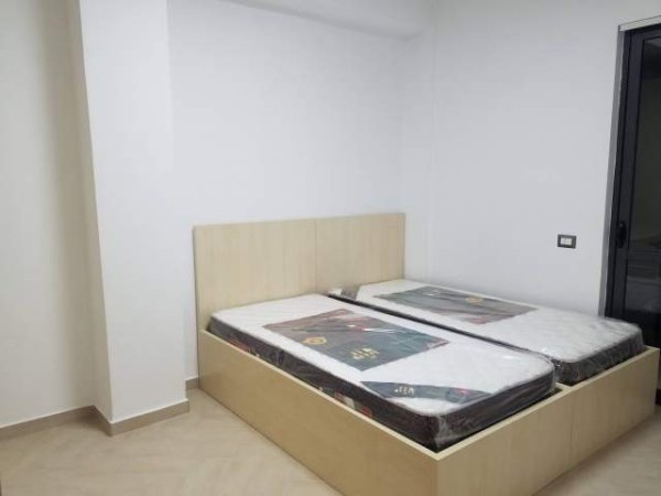Tirane, jepet me qera apartament 1+1+BLK Kati 2, 60 m² 380 Euro (Myslym Shyri)