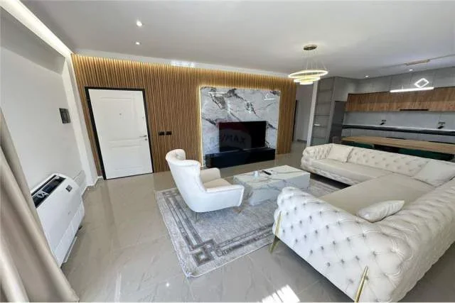 Tirane, jepet me qera apartament 2+1+BLK Kati 1, 120 m² 1.000 Euro (Liqeni i Farkes)