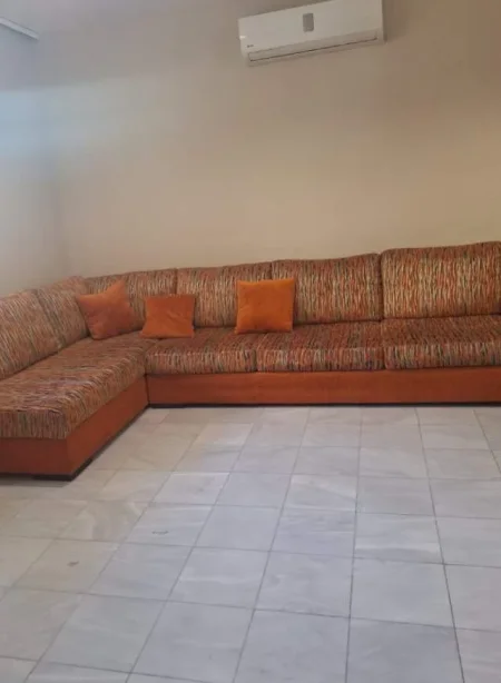 Tirane, jepet me qera Vile 2+1+BLK Kati 1, 120 m² 450.000 Leke (Rruga Haxhi Isuf Banka 2-20, Tirana)