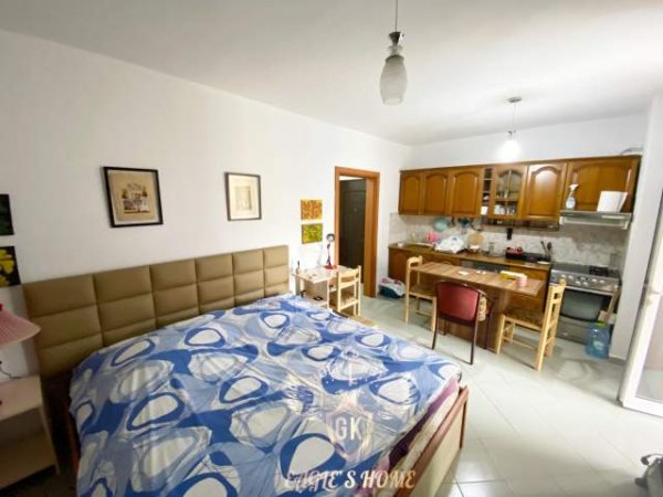 Durres, shes apartament 1+1 Kati 3, 37 m² 39.999 Euro (Shkembi Kavajes, Hotel Majestic)