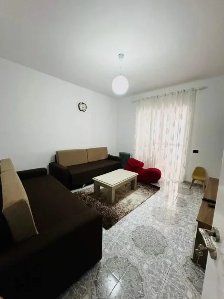 Tirane, jepet me qera apartament Kati 1, 65 m² 30.000 Leke (prane UET)