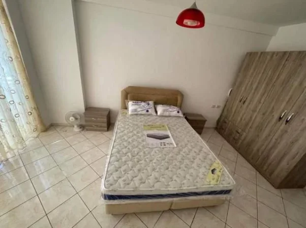 Tirane, jepet me qera apartament Kati 3, 75 m² 40.000 Leke (perballe Kupoles)