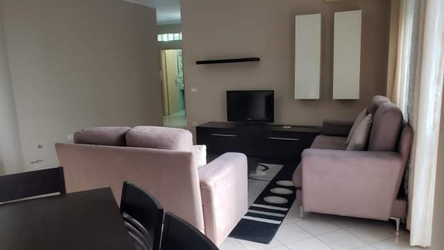 !!!  Dhene  !!!   Durres, jepet me qera apartament 1+1+BLK Kati 10, 74 m² 350 Euro (Mbi Raiffeisen Bank, ne krah te Bashkise Durres)