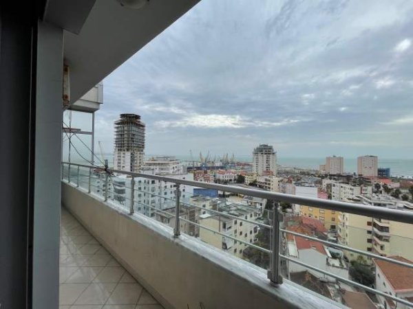 !!!  Dhene  !!!   Durres, jepet me qera apartament 1+1+BLK Kati 10, 74 m² 350 Euro (Mbi Raiffeisen Bank, ne krah te Bashkise Durres)