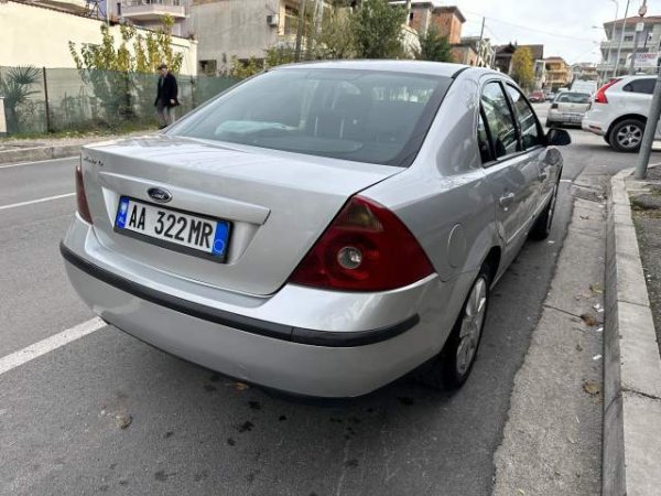 Tirane, shes makine Ford mondeo Viti 2001, 1.800 Euro